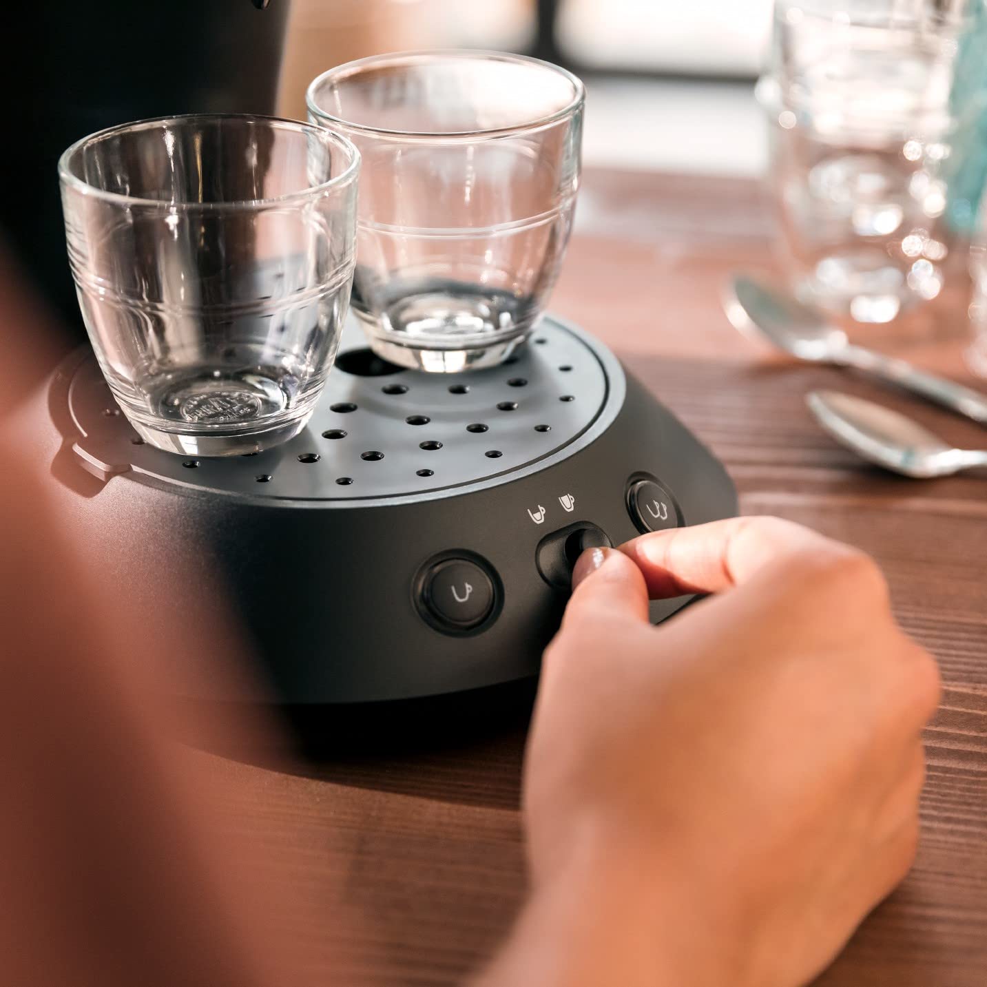 Philips Senseo Original Plus CSA210/22 - Machine à Café à Dosettes, Noir